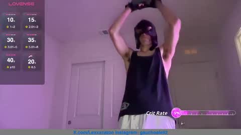 Snapshot of lexxxcazzo chatting on December 3, 8:56 am Dromaeosaurex online show from December 3, 8:56 am