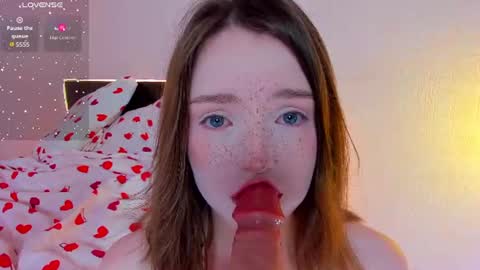 lexi miu online show from July 22, 7:05 pm