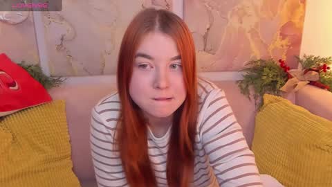 Snapshot of lexxxyone chatting on December 24, 8:27 pm lexxxyone online show from December 24, 8:27 pm