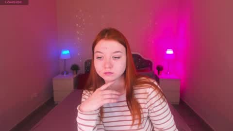 Snapshot of lexxxyone chatting on February 10, 3:46 am lexxxyone online show from February 10, 3:46 am