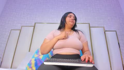 lexy and mia online show from December 23, 3:37 am