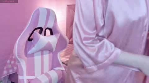 Snapshot of lexy_cute1 chatting on June 24, 3:16 am LEXY online show from June 24, 3:16 am