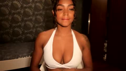 LEXY - Independent account online show from November 6, 12:11 am