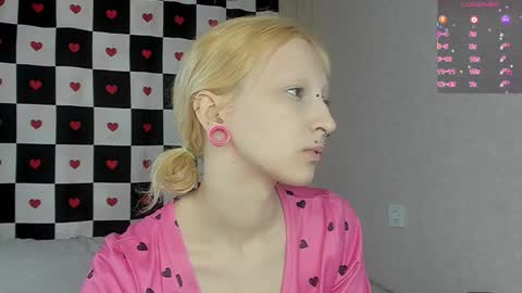 Lexy online show from February 13, 9:05 am