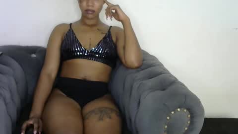 Snapshot of lexybonyy chatting on April 29, 1:59 pm Lexy online show from April 29, 1:59 pm