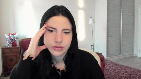 lexyswett online show from December 15, 6:50 am