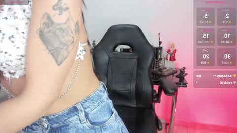 Snapshot of leydy0812_ chatting on December 16, 4:55 am Leydy online show from December 16, 4:55 am