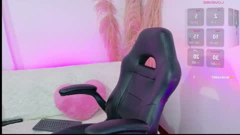 Snapshot of leydy0812_ chatting on October 16, 9:21 am Leydy online show from October 16, 9:21 am