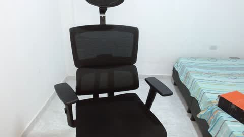 leydy_day online show from January 27, 3:37 am