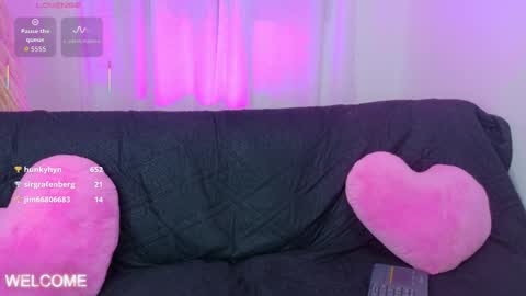 Leydy Stone online show from September 10, 4:18 pm