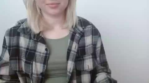 Leyla online show from April 15, 6:09 am