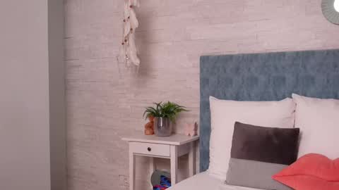 LeylaGracey online show from February 10, 7:15 am