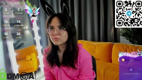 leylamirage online show from April 19, 12:15 pm