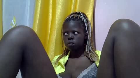 laylani69 online show from February 26, 10:09 pm