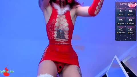 Snapshot of leylanoir chatting on December 13, 2:05 pm LEA online show from December 13, 2:05 pm