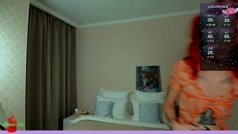 Snapshot of leylanoir chatting on December 14, 8:51 pm LEA online show from December 14, 8:51 pm