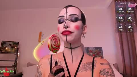 Snapshot of leylanoir chatting on February 26, 3:52 pm LEA online show from February 26, 3:52 pm