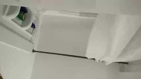 lezerae45791709 online show from April 27, 5:44 pm