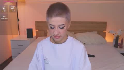 Lisa online show from October 9, 3:59 am