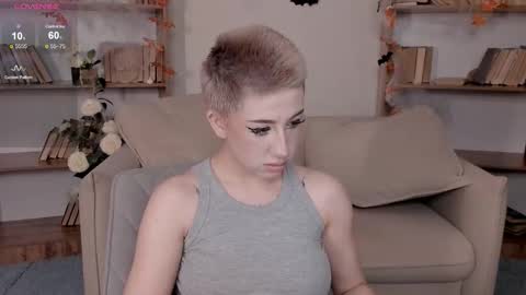 Lisa online show from October 18, 2:14 am