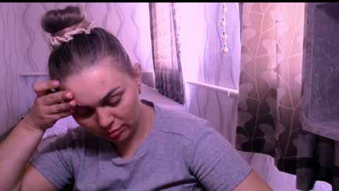 li_lit online show from April 28, 7:02 am