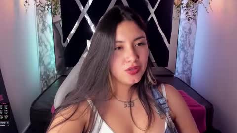 Snapshot of lia_14_ chatting on January 7, 5:20 pm Lia online show from January 7, 5:20 pm