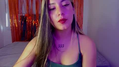 Snapshot of lia_14_ chatting on November 7, 6:52 pm Lia online show from November 7, 6:52 pm