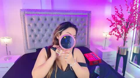 Snapshot of lia_adamsss chatting on September 18, 1:40 am Lia online show from September 18, 1:40 am