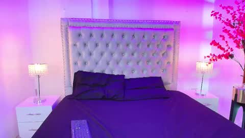 Snapshot of lia_adamsss chatting on October 9, 4:32 am Lia online show from October 9, 4:32 am