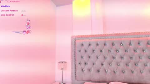 Lia  online show from February 8, 3:32 am