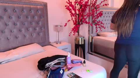 Lia  online show from April 14, 3:34 am