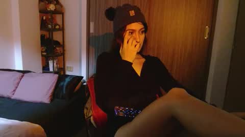 liliana online show from February 18, 1:51 pm