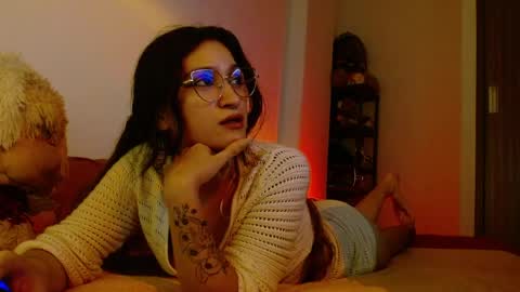 liliana online show from March 27, 8:26 am