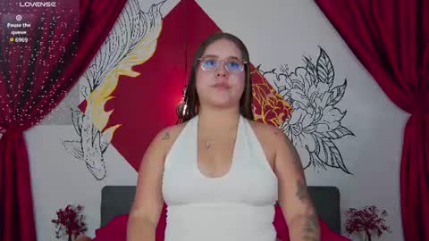 Lia Avalon online show from July 1, 11:45 am
