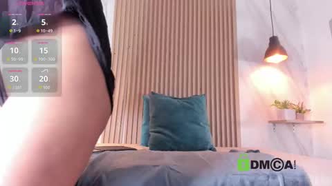 lia_harper_ online show from January 9, 7:04 pm