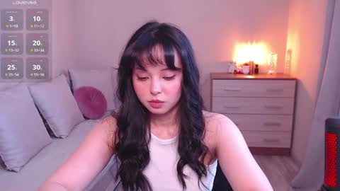 L I A online show from April 2, 12:14 pm