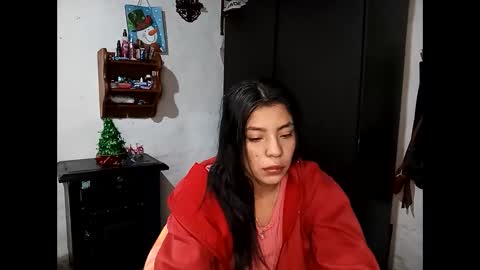 Snapshot of lia_hottie chatting on December 17, 11:28 am Lia online show from December 17, 11:28 am
