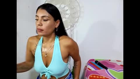 Snapshot of lia_hottie chatting on October 3, 4:09 am Lia online show from October 3, 4:09 am