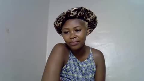 lia online show from October 13, 6:52 pm