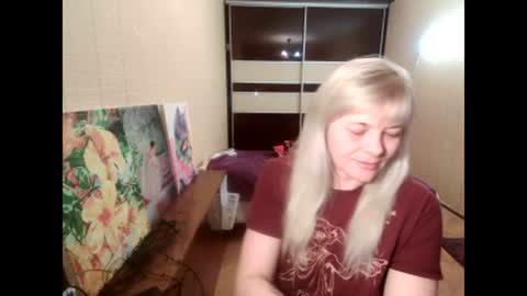 lia independent model online show from January 19, 7:15 pm