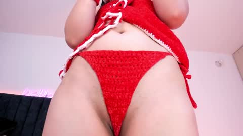 Little Queen Lia  online show from February 14, 11:09 pm