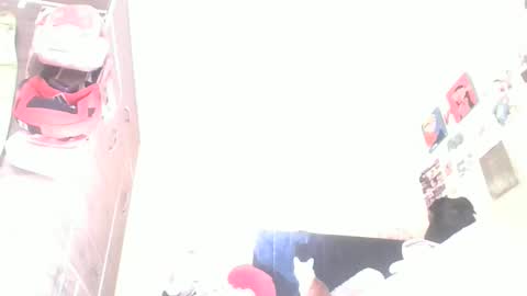 Little Queen Lia  online show from November 26, 7:59 pm