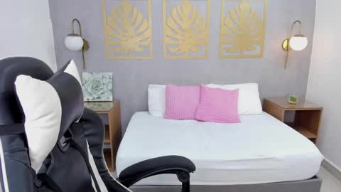 Lia  online show from January 29, 5:40 am