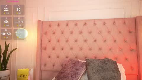 Snapshot of lia_velez_ chatting on July 24, 10:02 am LIA online show from July 24, 10:02 am