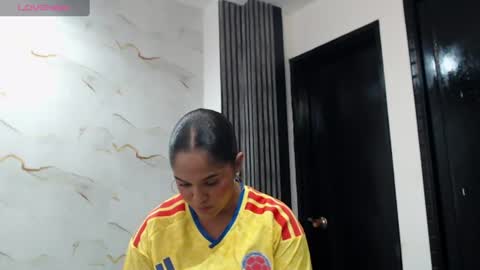 liaa_cams online show from June 20, 10:12 pm