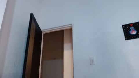 Snapshot of liaa_cute_ chatting on January 25, 7:28 am lia online show from January 25, 7:28 am