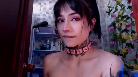 Liaa  online show from September 20, 9:38 pm