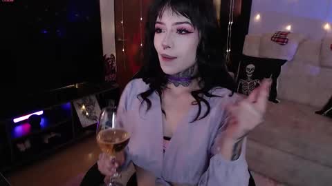 Liaa  online show from December 16, 2:38 am