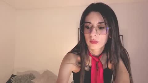 Lia  online show from October 4, 2:15 pm