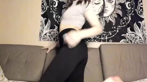 Snapshot of liabanny chatting on January 10, 5:47 am Julia online show from January 10, 5:47 am